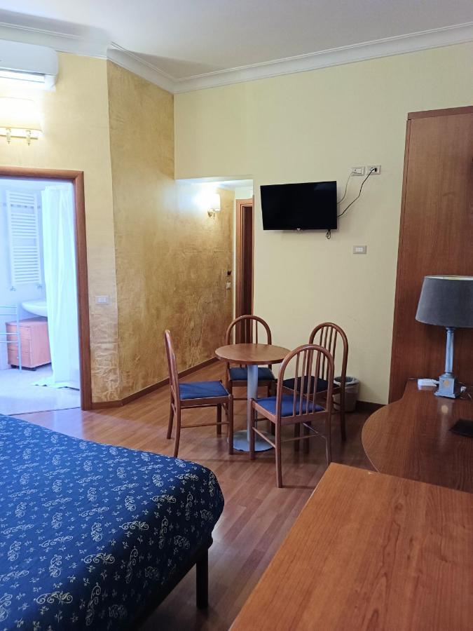 Opera Italian Suite Roma Dış mekan fotoğraf